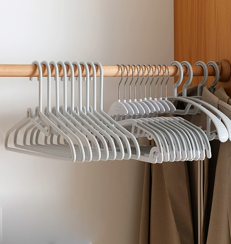 斜口设计塑料衣架